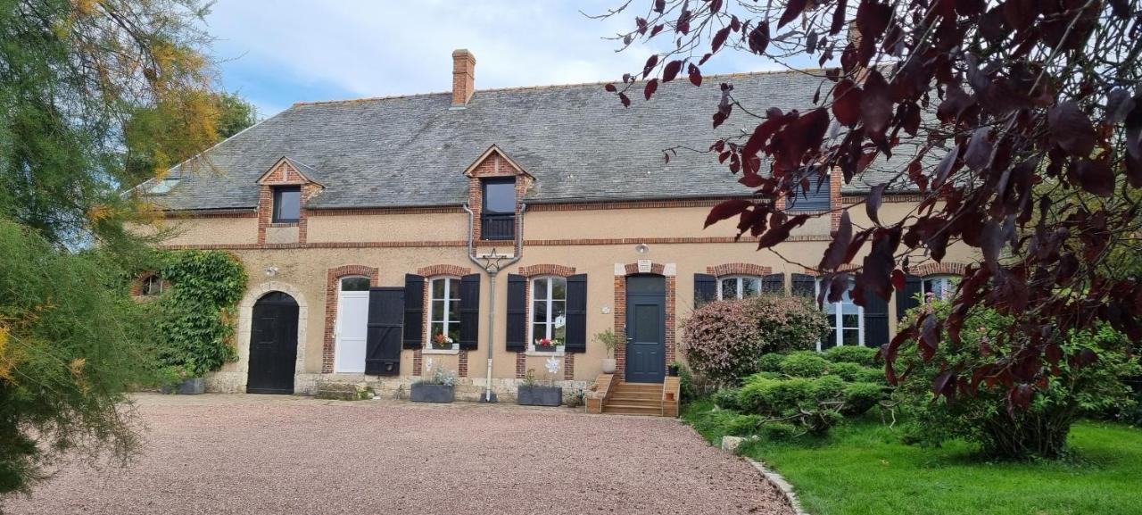 Au Nid Des Champs, Agreable Chambre D'Hotes, Proche De Chartres Dammarie  외부 사진